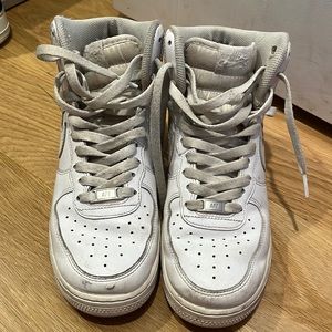 mens 7 hightop airforce 1’s
